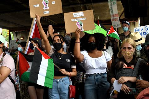 It’s Feminist to Demand a Ceasefire in Israel–Palestine